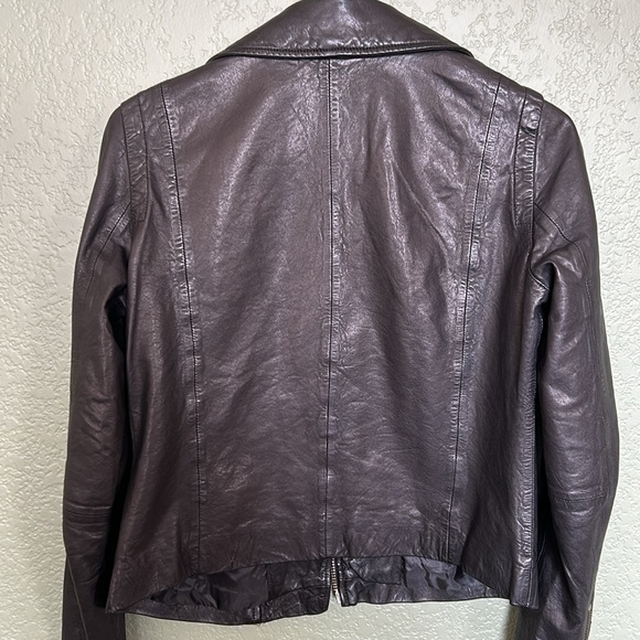 Madewell Washed Motorcycle Leather Jacket: Brass Hardware Edition - Picture 10 of 13